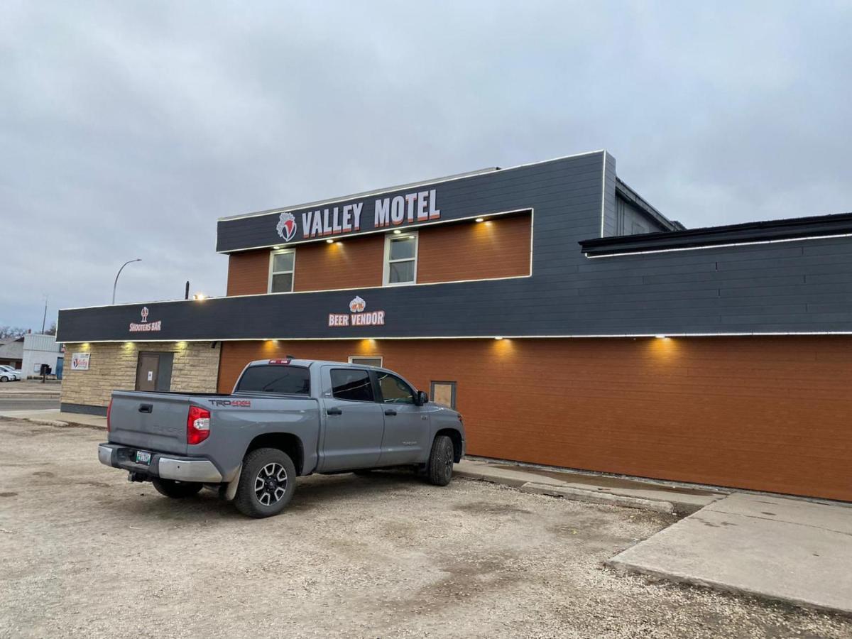 Valley Motor Lodge Minnedosa Exterior foto